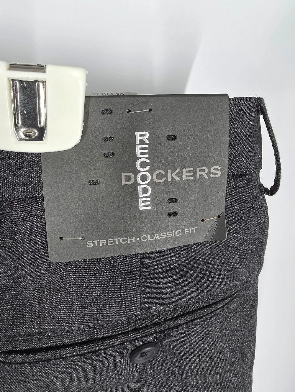 Dockers Recode Dress Pants Mens 40x30 Charcoal Grey Wool Blend Pleated Stretch